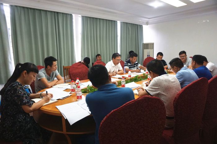 清欠聚会现场！。。。ㄐ晃⑿ 摄）.jpg