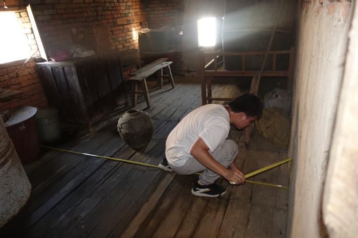 4.46月19日，，，，，，，在贺州富川福利镇花坪村收罗D级危房数据，，，，，，，举行定量判断。。。。。。。700.JPG