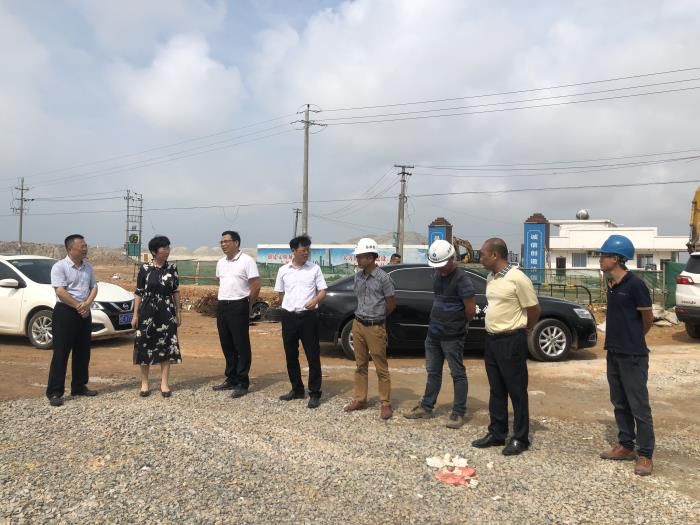 3视察项目现场。。。。。卢丽君 摄700.JPG