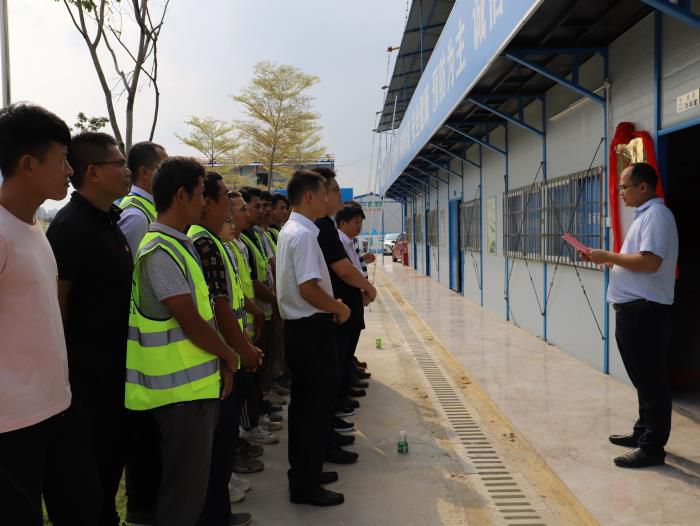 7.2揭牌现场。。。。。。。。杨钰 摄700.JPG