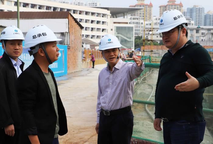 6检查现场。。。。。。。。侯健杰 摄700.JPG