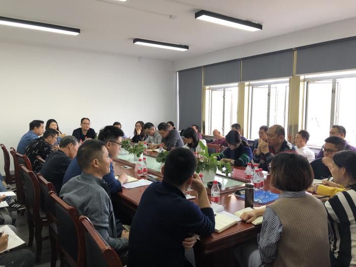 4.1聚会现场。。。。。杨德辉 摄700.jpg