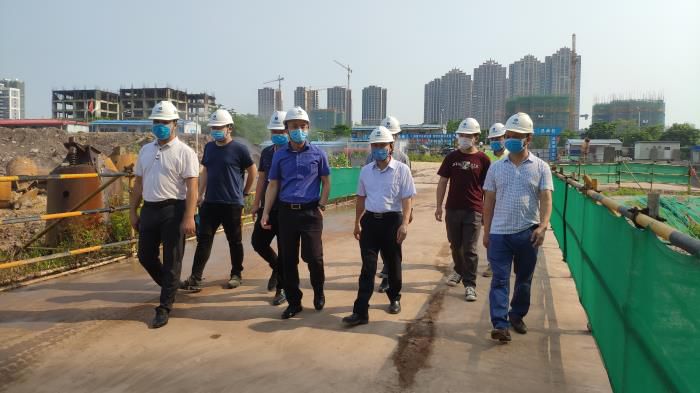 16.1检查现场。。。。；；；；；莆氖 摄700.jpg