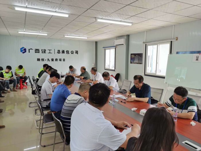 聚会现场。。。。。。 叶振鹏 摄.jpg