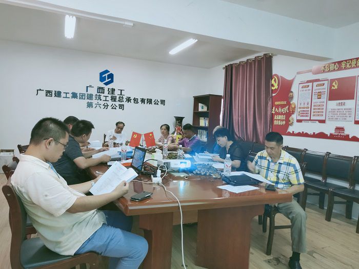 论证聚会现场。。。。。。。。 陆仁海 摄.jpg