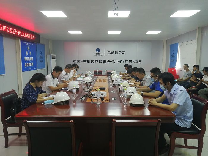 聚会现场。。。。。。 刘萌萌 摄.jpg