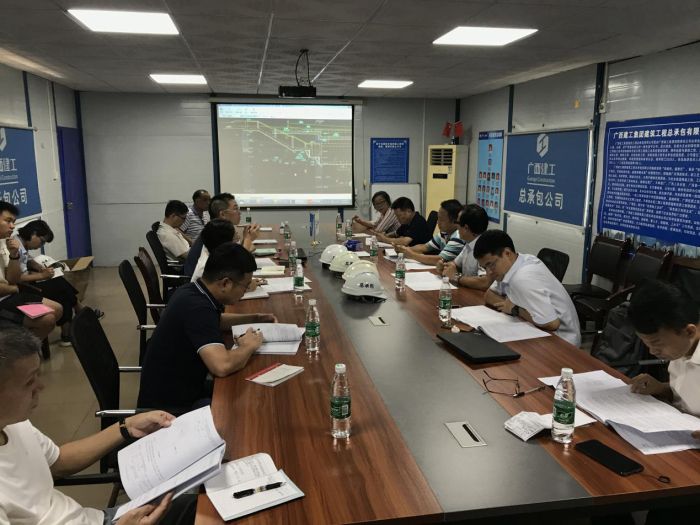 21聚会现场。。。。。。陈东 摄.jpg