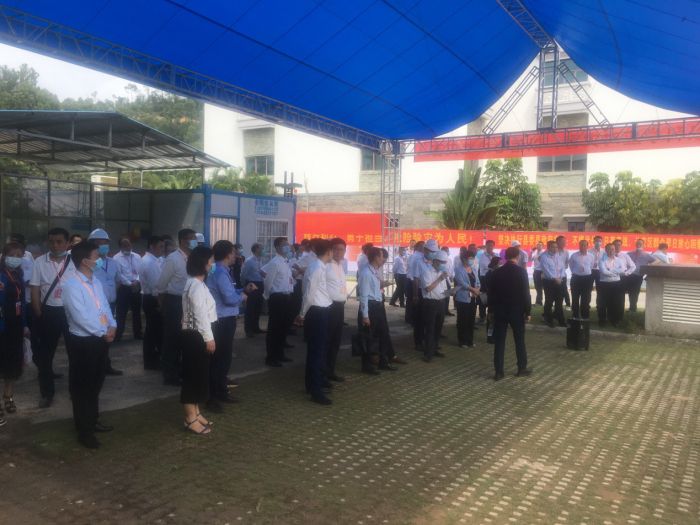 52视察现场。。。。。刘彩凤 摄.jpg