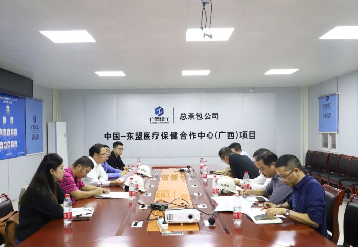 聚会现场。。。。。。。 刘萌萌摄.jpg