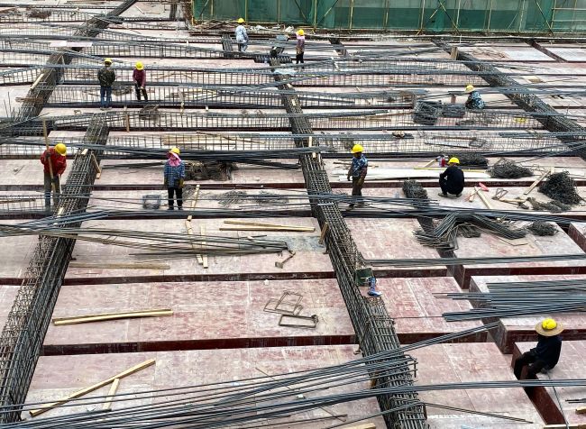 10 贯彻落实“5+2” “白+黑”。。。。。。。。张振海 摄.jpg