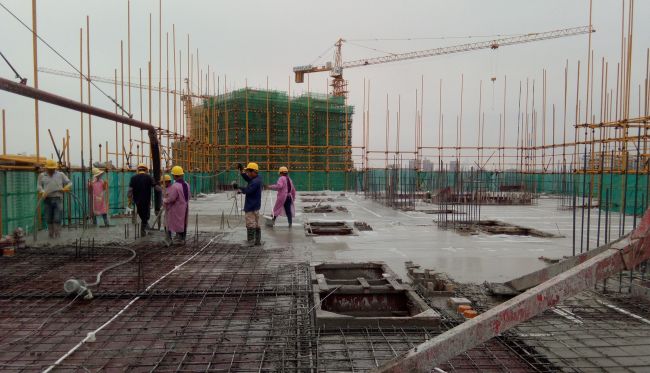 施工现场。。。。。韦冬影 摄.jpg