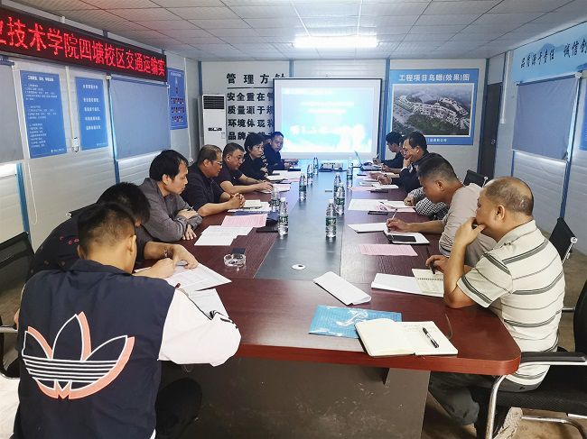 聚会现场。。。。。。。（修图）周煜川摄.jpg