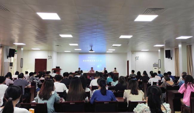 聚会现场。。。。。郑诗宝 摄000.jpg