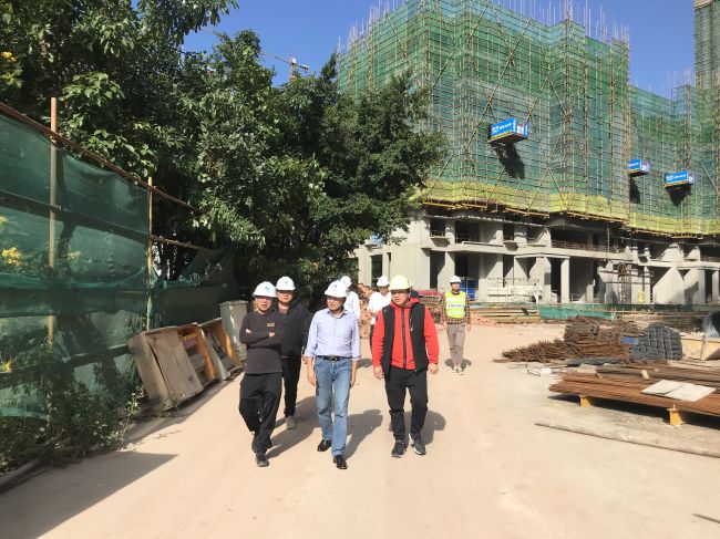 检查工地现场。。。。。。。；；；；；；；莆氖 摄（修图）.jpg