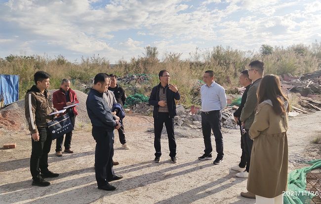 指导事情现场。。。。。。梁金婷 摄（修图）.jpg