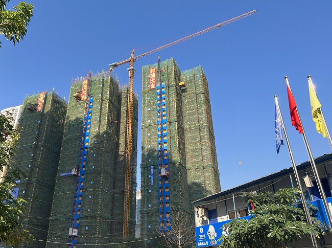 封顶主体现场。。。。。。。。王家斌 摄（修图）.jpg