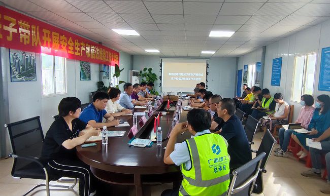 聚会现场。。。。。。。。陈坤钊 摄（修图）.jpg