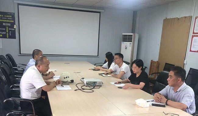 聚会现场。。。。。。刘丁勤 摄（原图）650.jpg