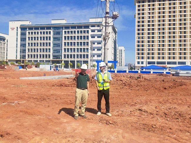 现场指导。。。。。。（修图）.jpg