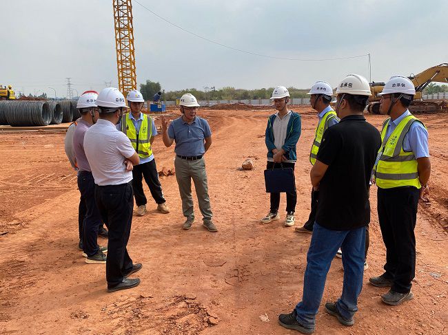 检查指导现场。。。。。。。。陆娟娟 摄（原000图）.jpg