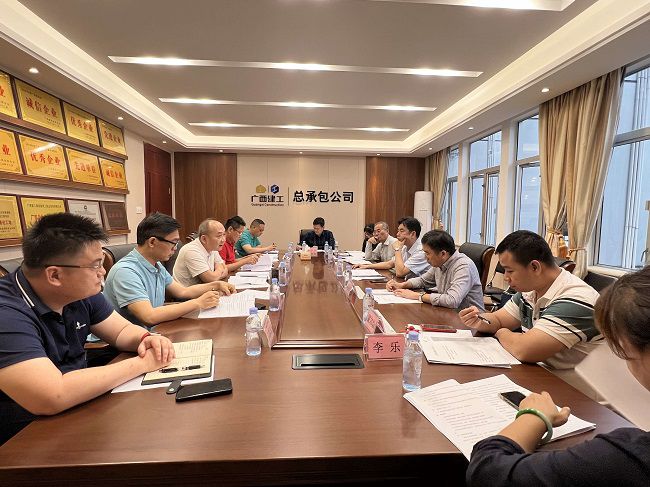 聚会现场。。。。。。杨钰 摄（修图）.jpg