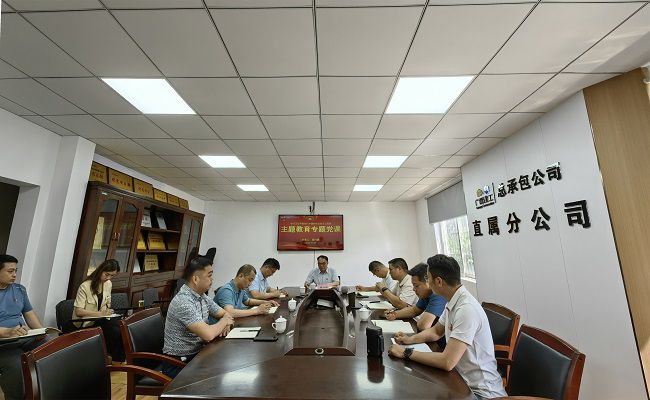 聚会现场。。。。。。。。潘文君 摄（修图）.jpg