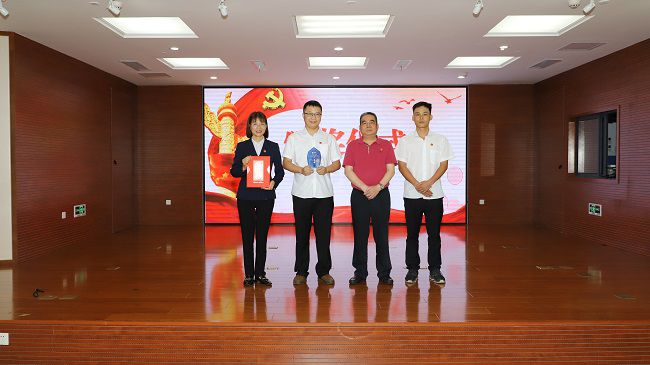 颁奖合影。。。。。。李立云摄（修图）.jpg