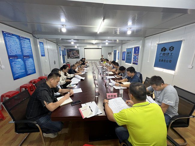 聚会现场。。。。。。。。廖之锭 摄（修图）.jpg