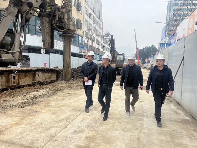 项目检查现场。。。。。。。李挺 摄（修图）.jpg