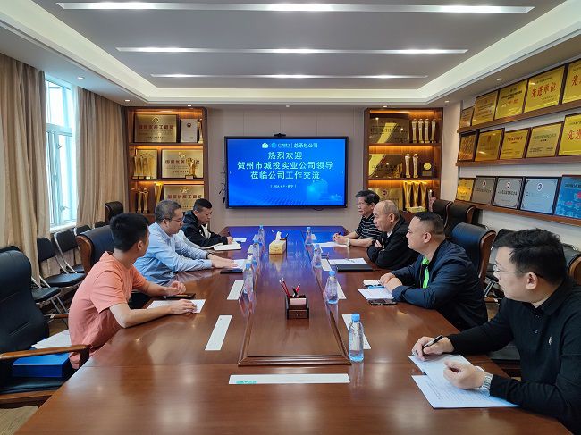 聚会现场。。。。。。。。容芝雅 摄（修图）.jpg